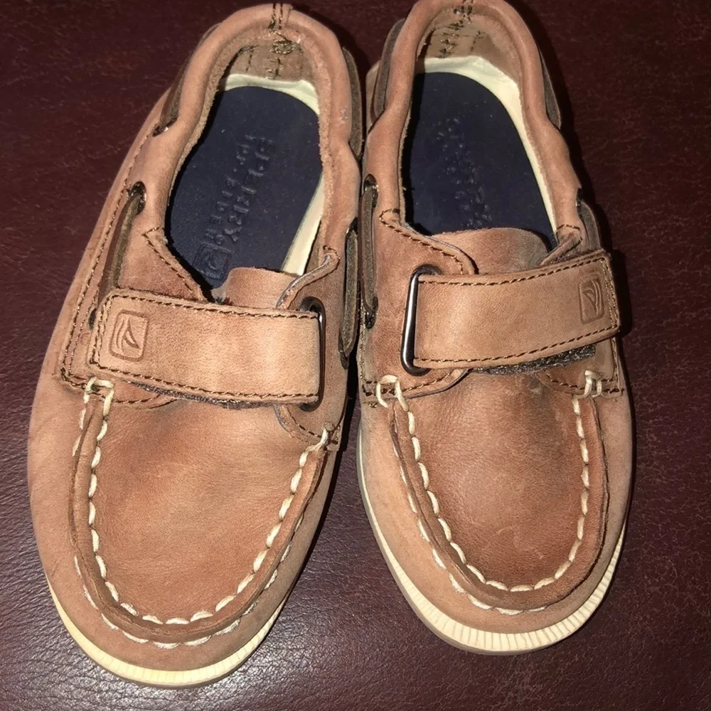 Sperry top sider shoes